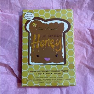 Too Faced Peanut Butter and Honey Palette NIB